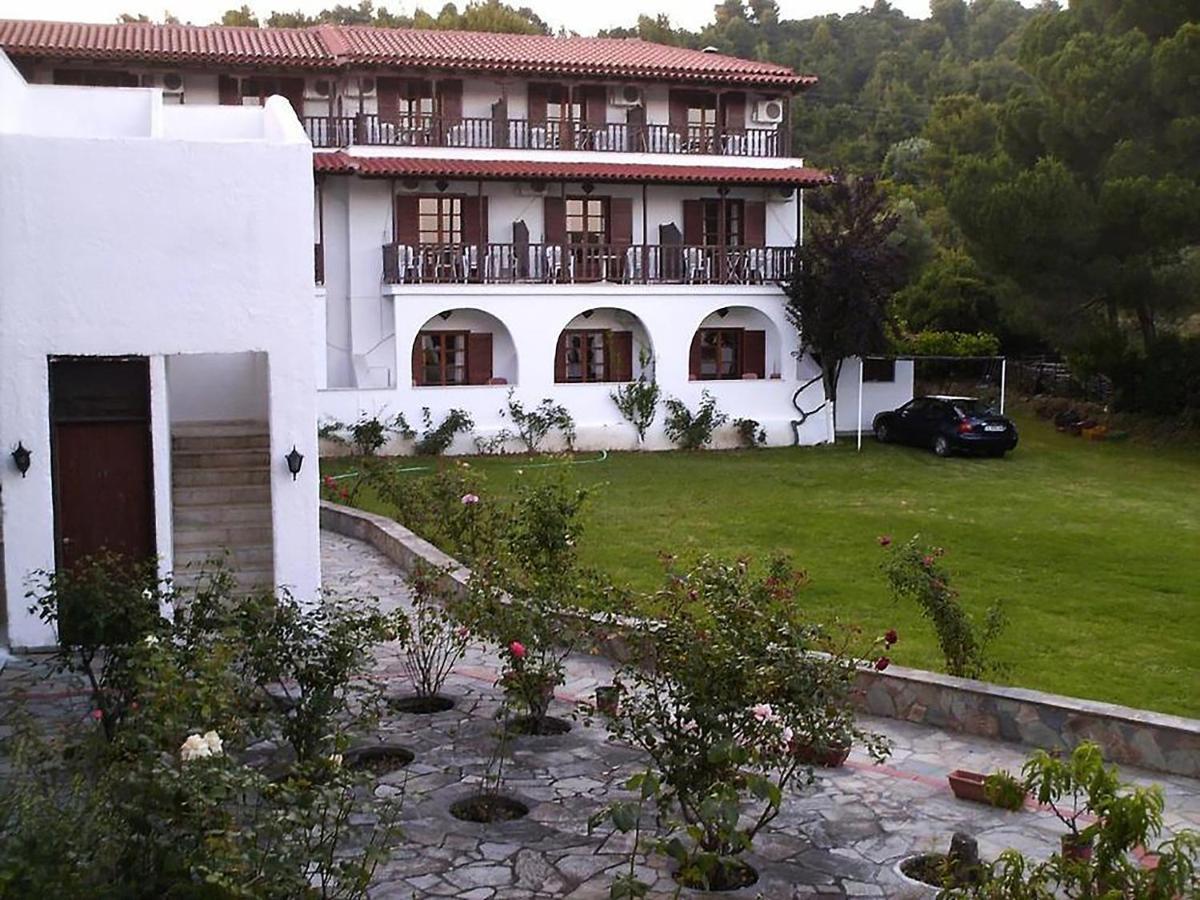 Silver Beach Koukounaries Dış mekan fotoğraf