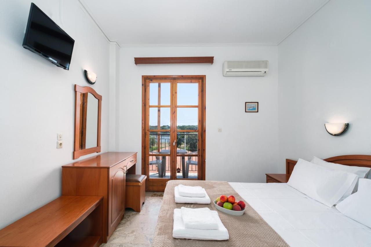 Silver Beach Koukounaries Dış mekan fotoğraf